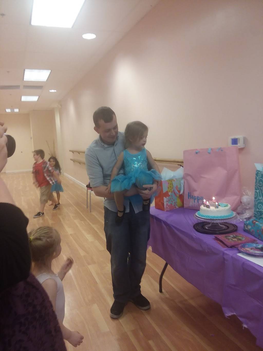 Papa Murphys | Take N Bake Pizza | meal takeaway | 10370 N La Cañada Dr, Oro Valley, AZ 85737, USA | 5208777878 OR +1 520-877-7878