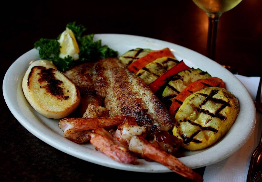 Pier 36 Seafood & Oyster Bar | restaurant | 1410 E Hwy 90 Alt #200, Richmond, TX 77406, USA | 2812384800 OR +1 281-238-4800