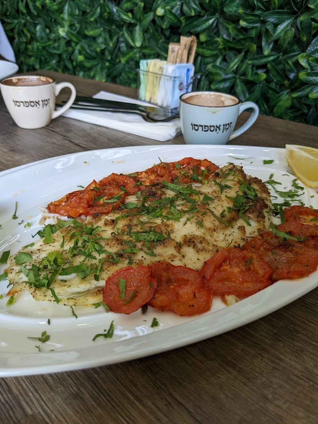 Becks Cafe and Bakery | restaurant | 16101 Ventura Blvd, Encino, CA 91436, USA | 8186164088 OR +1 818-616-4088