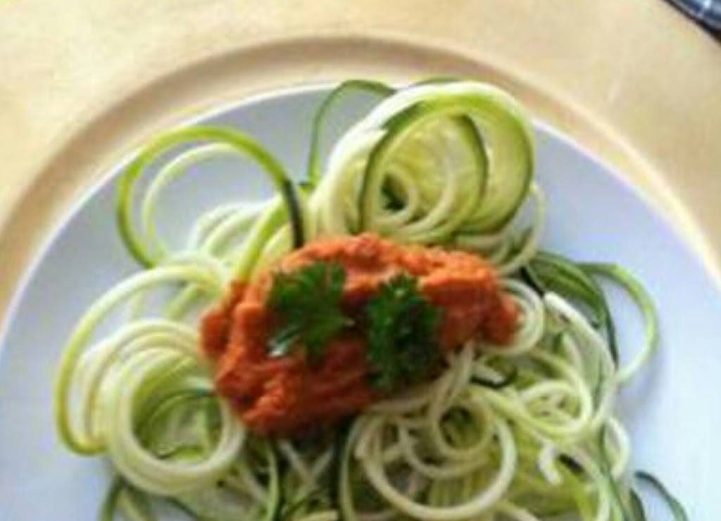 Raw Chef Renee (The Traveling Carrot Food Trailer) | restaurant | 2714 N Mason Rd, Katy, TX 77449, USA | 2814335928 OR +1 281-433-5928