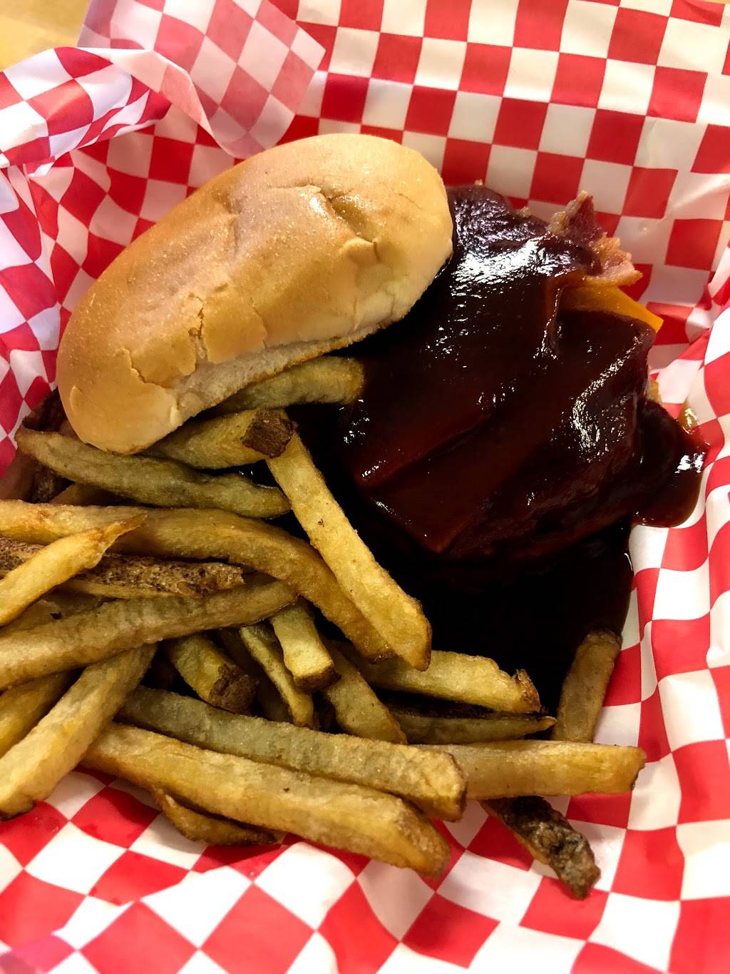 The Hangar Bar And Grille | restaurant | 1900 Airport Rd, Breckenridge, CO 80424, USA | 9704531475 OR +1 970-453-1475