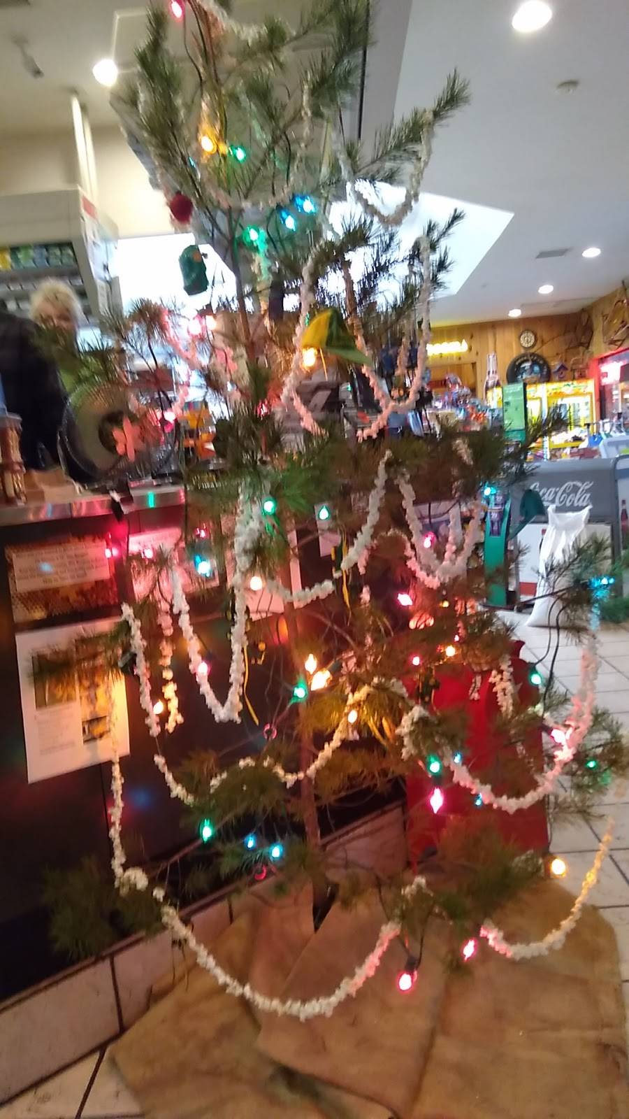 Cheeks Convenience & Grill | restaurant | 2689 Blowing Rock Blvd, Lenoir, NC 28645, USA | 8287581173 OR +1 828-758-1173