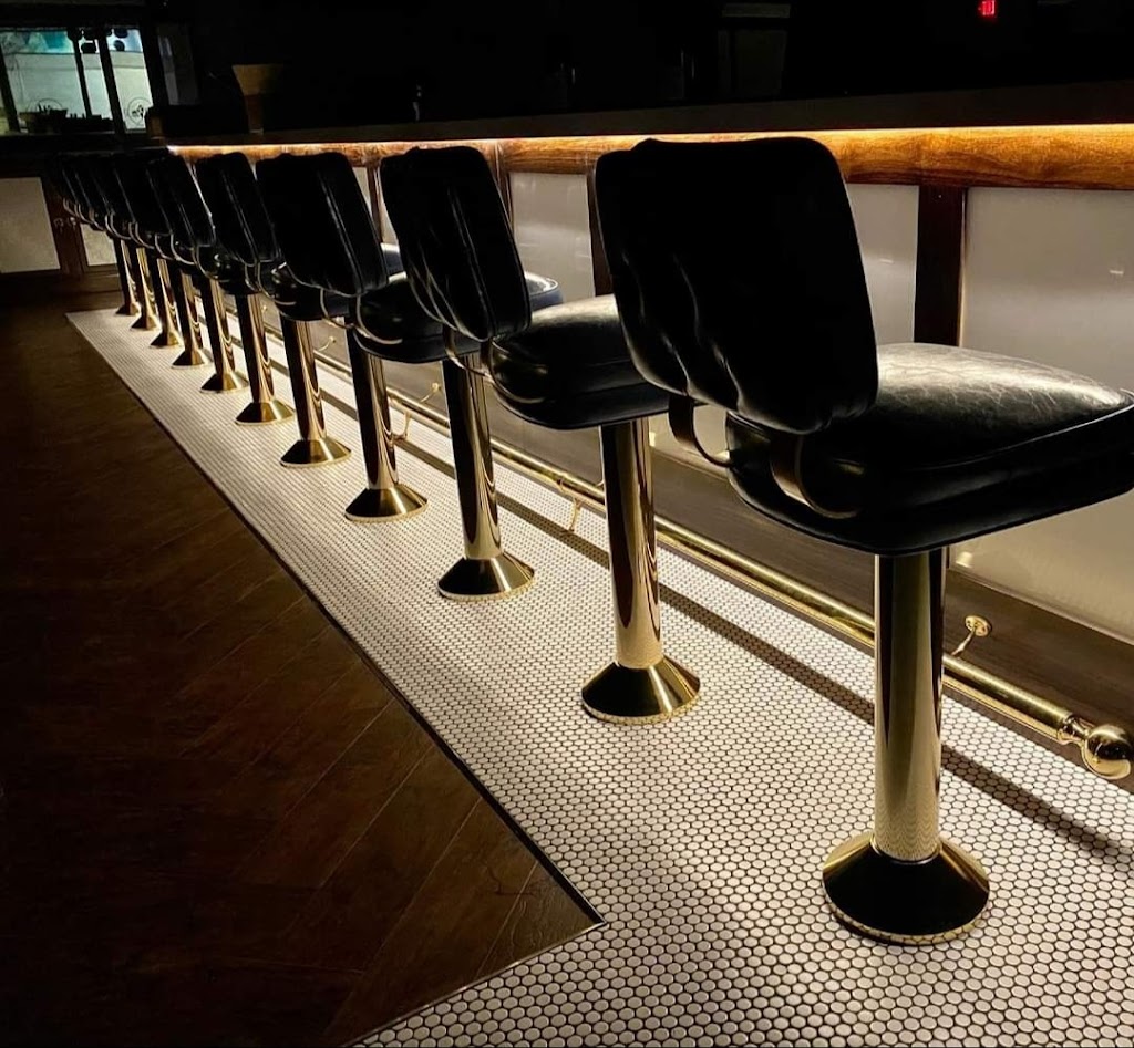 The Brass Fountain | restaurant | 122 E Main St, Solon, IA 52333, USA | 3196246122 OR +1 319-624-6122