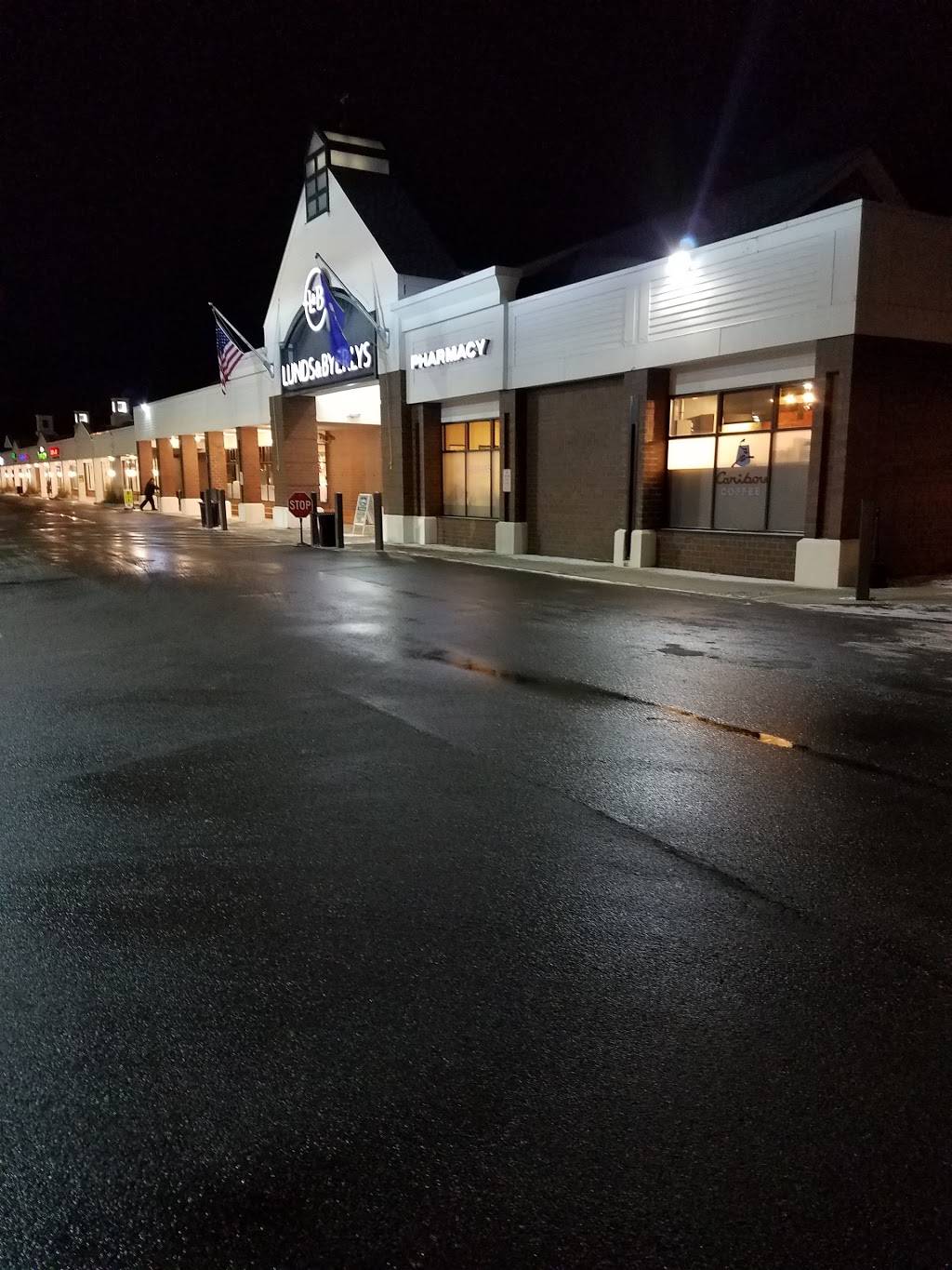 Caribou Coffee | cafe | 1151 East, Wayzata Blvd E, Wayzata, MN 55391, USA | 9524040143 OR +1 952-404-0143