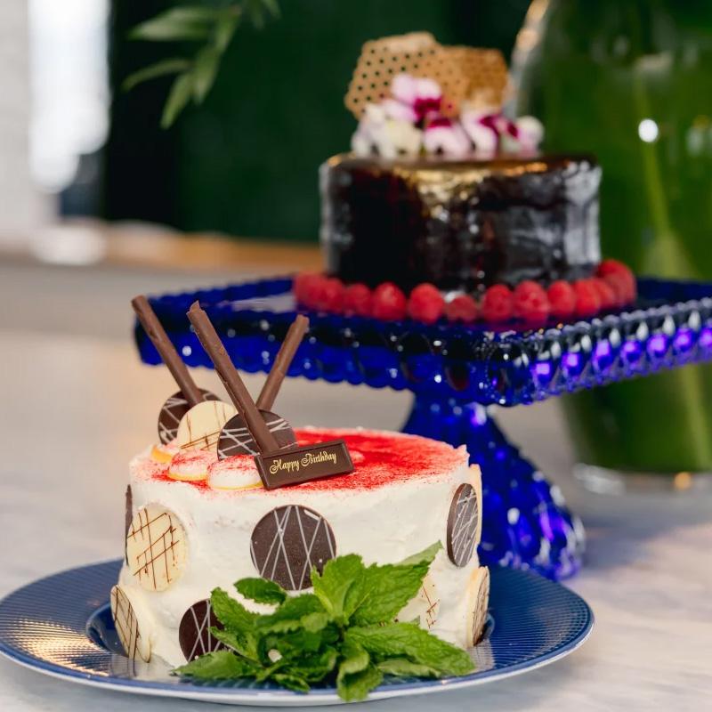 Julas on the Potomac | restaurant | 44 Canal Center Plaza 4th Floor, Alexandria, VA 22314, USA | 5713449100 OR +1 571-344-9100