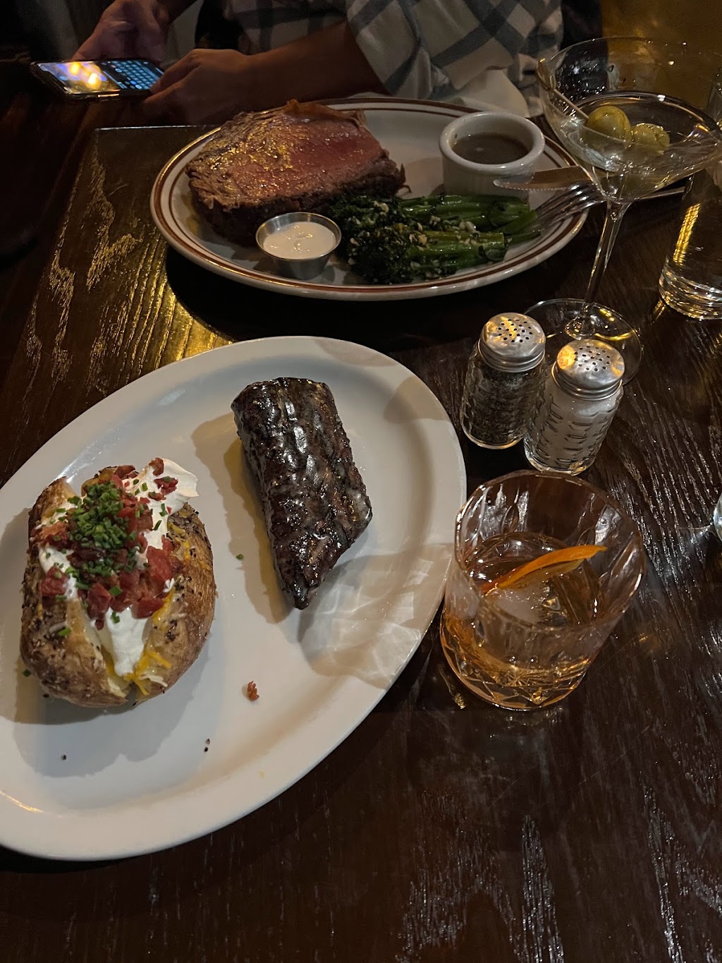 The Wooden Nickel | restaurant | 222 Elk Ave, Crested Butte, CO 81224, USA | 9703496350 OR +1 970-349-6350