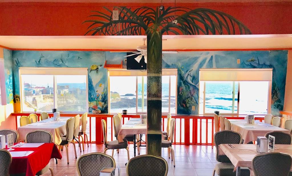 KM52 Surf-N-Turf | restaurant | Calle General Lázaro Cárdenas, 22703 Rosarito, B.C., Mexico | 016611041410 OR +52 661 104 1410