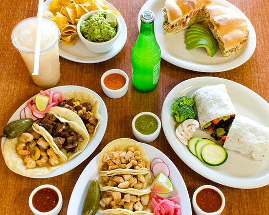 Taco Street | restaurant | 7136 Martin Luther King Jr Way S #102, Seattle, WA 98118, USA | 2066590583 OR +1 206-659-0583