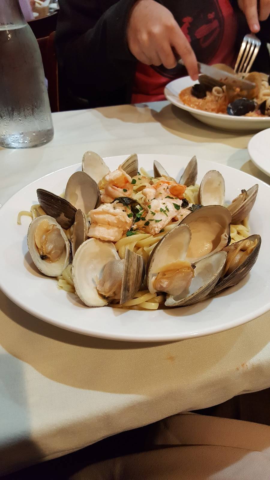 Piccolo Sogno | meal takeaway | 195-14 47th Ave, Flushing, NY 11358, USA | 7182241717 OR +1 718-224-1717