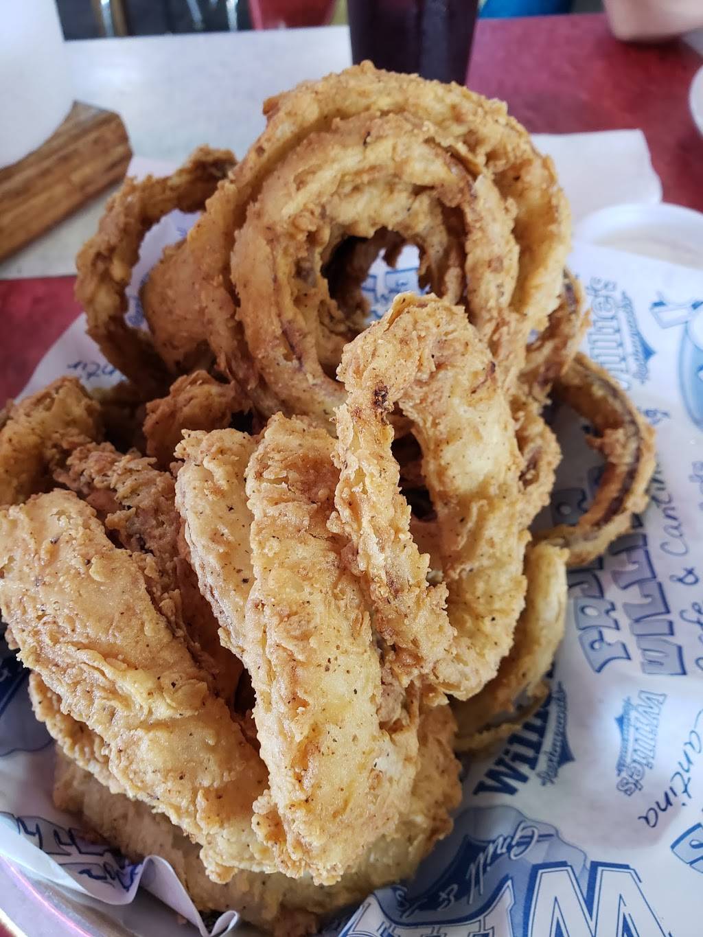 Willies Grill & Icehouse | restaurant | 7092 Hwy 6 N, Houston, TX 77095, USA | 2813452090 OR +1 281-345-2090