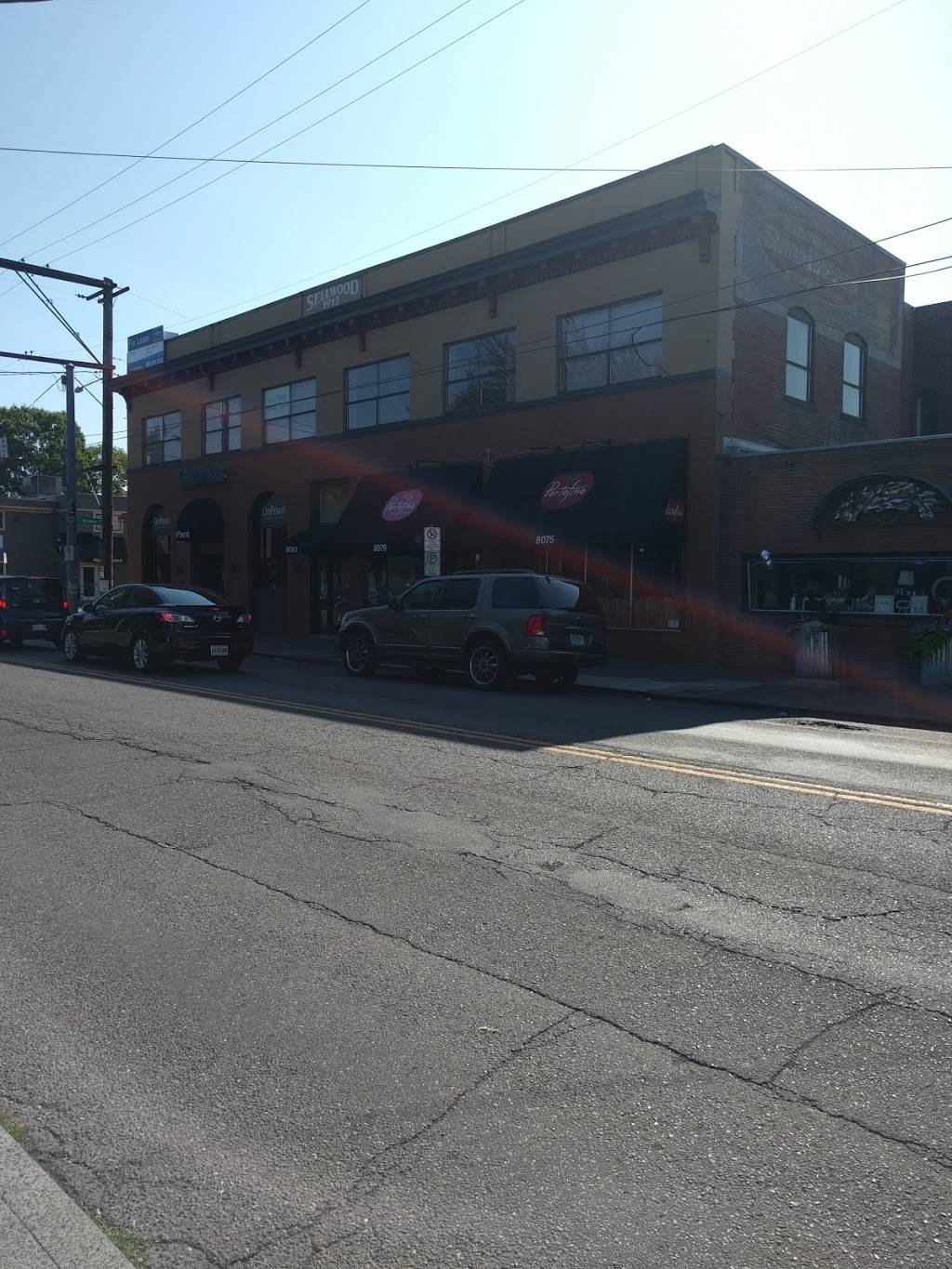 Portofino Cafe Italiano | restaurant | 8075 SE 13th Ave, Portland, OR 97202, USA | 5032348259 OR +1 503-234-8259