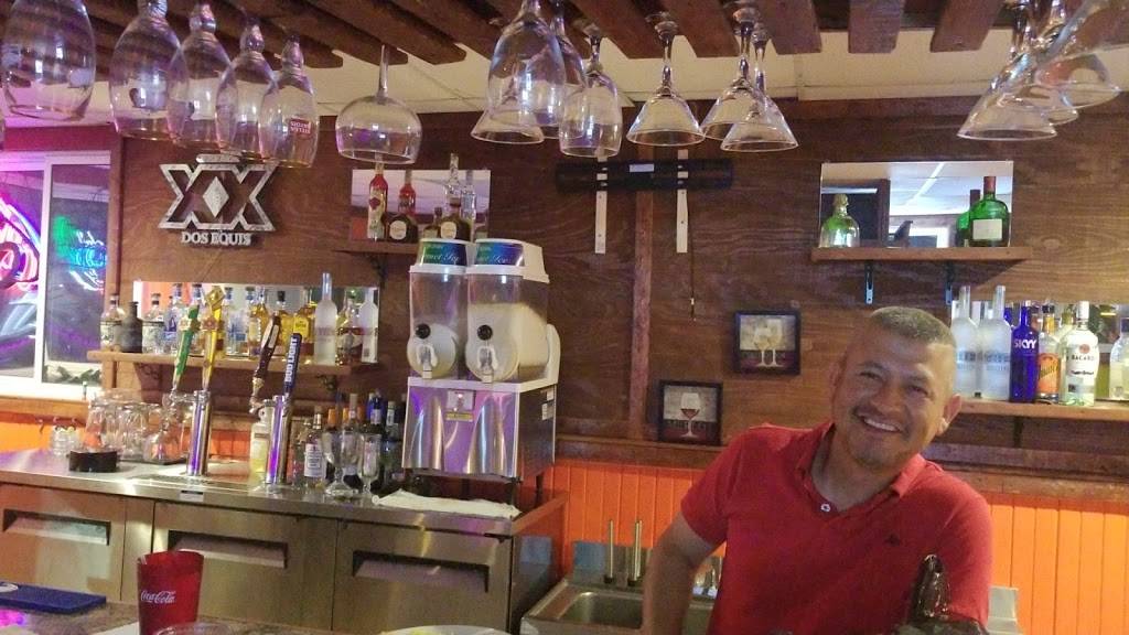 El Tapatio | restaurant | 101 Place Rd, Jasper, IN 47546, USA | 8125560660 OR +1 812-556-0660