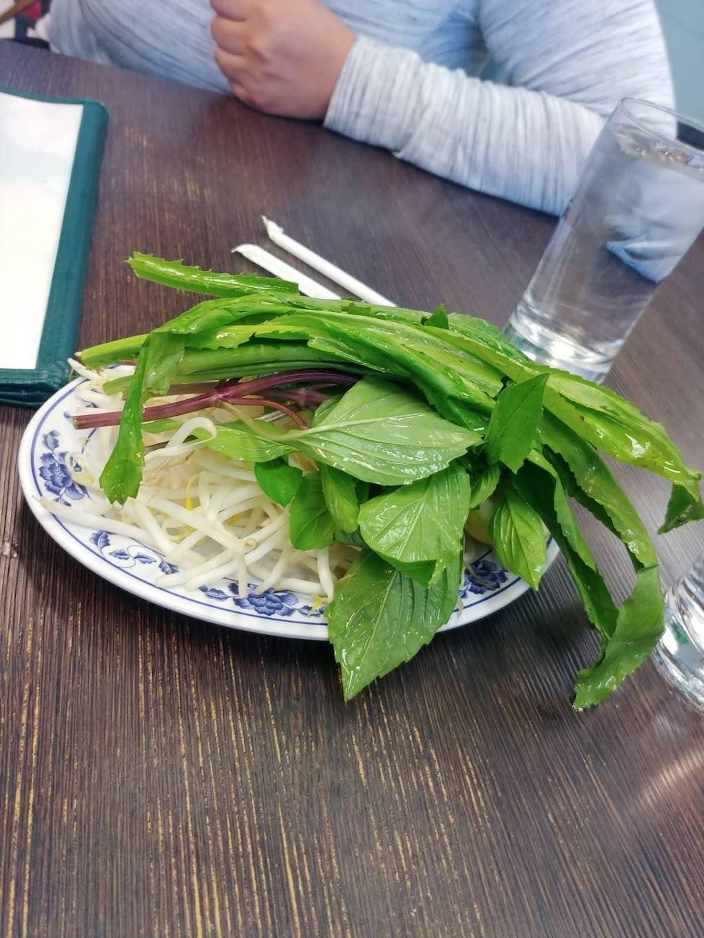 Phở Hà Vietnamese Restaurant | restaurant | 951 McLaughlin Ave, San Jose, CA 95122, USA | 4082800381 OR +1 408-280-0381