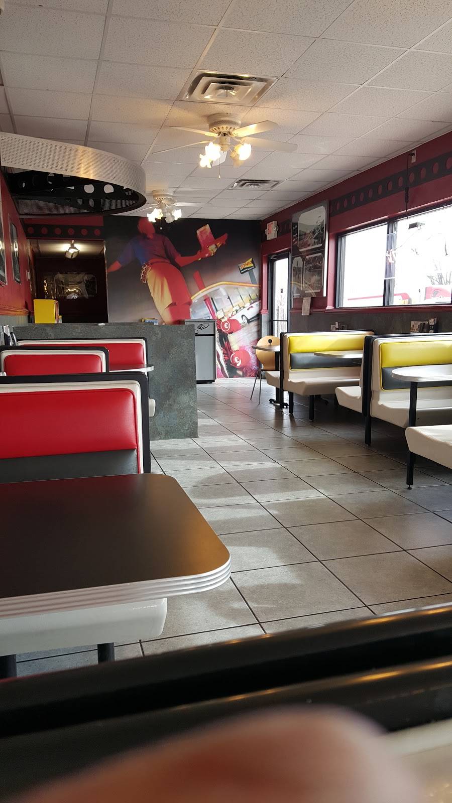 Sonic Drive-In | restaurant | 24125 OK-49, Lawton, OK 73507, USA | 5805292276 OR +1 580-529-2276