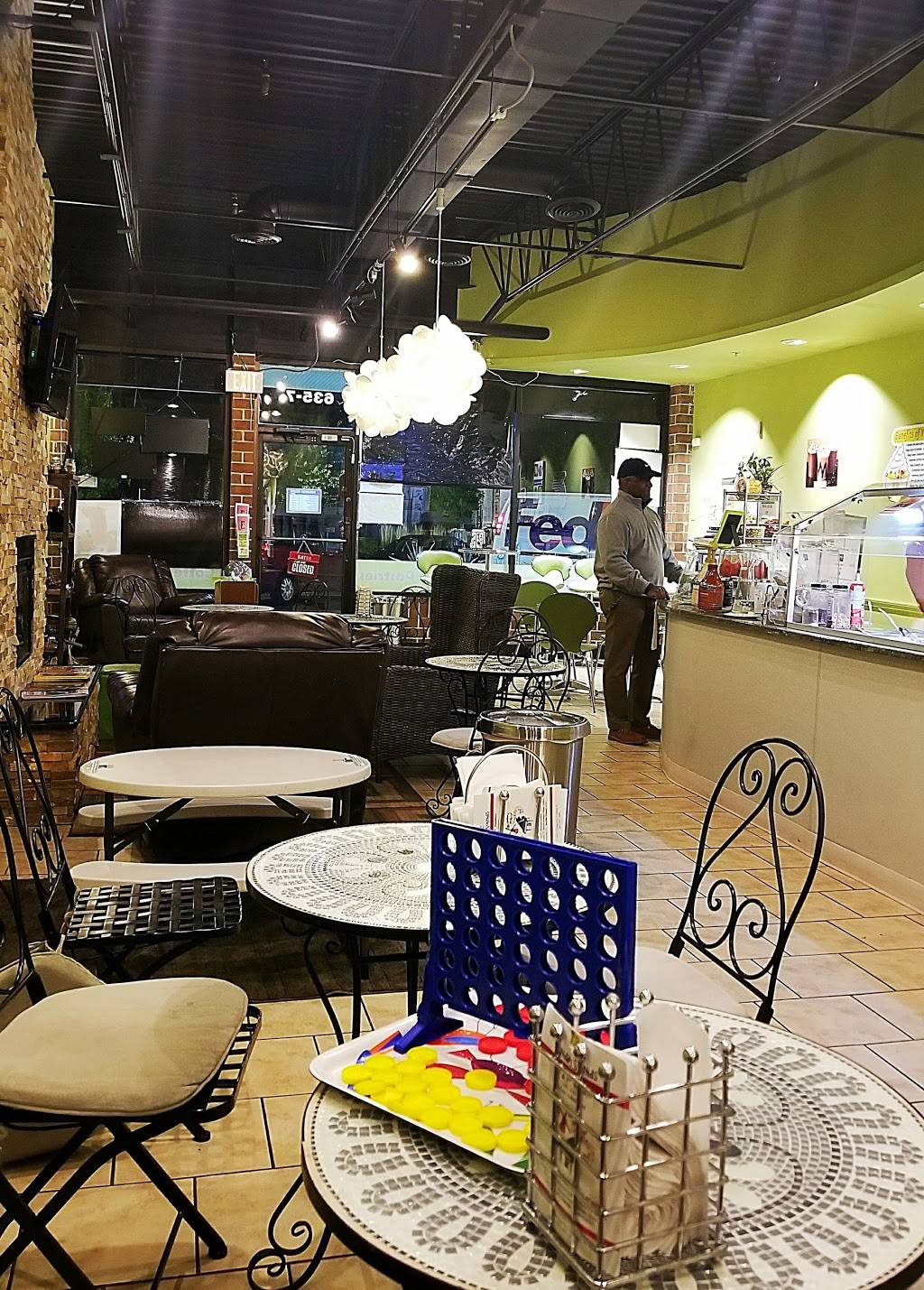 YoFresh Yogurt Cafe | cafe | 635 Chicago Ave #7, Evanston, IL 60202, USA | 8478596408 OR +1 847-859-6408