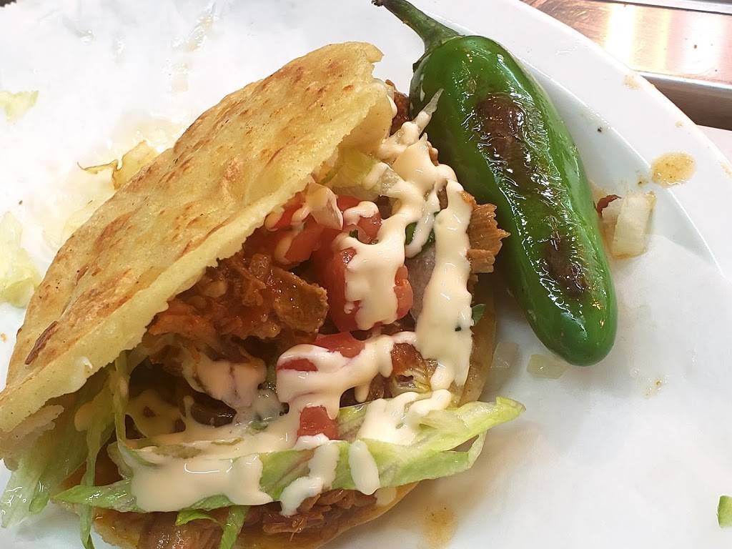 Hot & fresh Mexican food | restaurant | 4616 W Fuqua St, Houston, TX 77045, USA | 8324381596 OR +1 832-438-1596