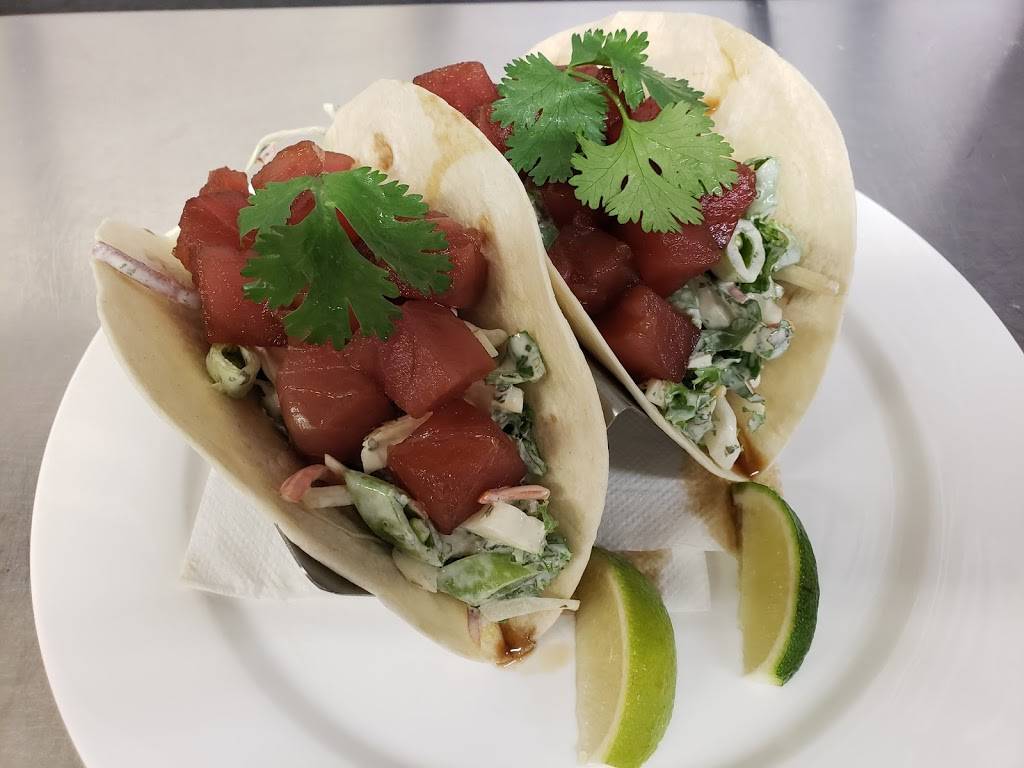 Whalom Kitchen | restaurant | 324 Electric Ave, Lunenburg, MA 01462, USA | 9783421111 OR +1 978-342-1111