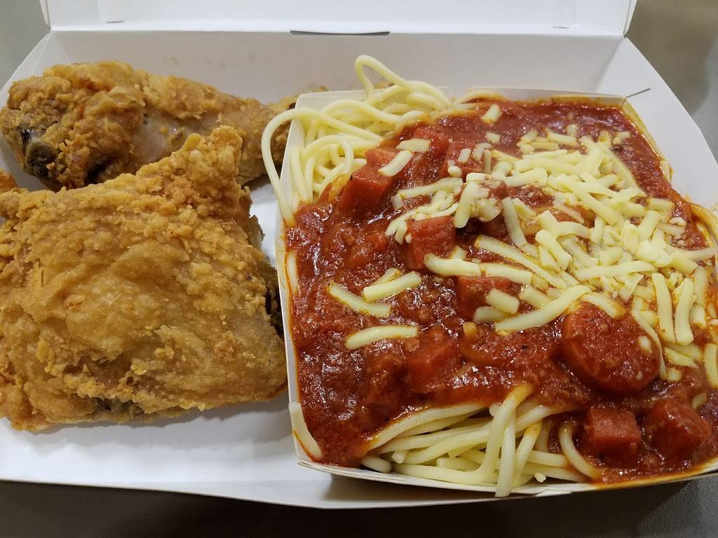 Jollibee | restaurant | 8261 Woodman Ave, Panorama City, CA 91402, USA | 8184429403 OR +1 818-442-9403