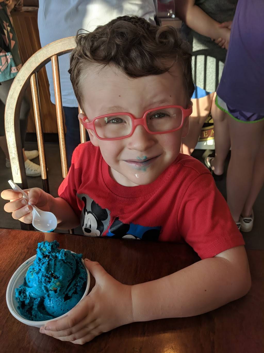 Bear Den | restaurant | 140 George Wallace Park Dr, Lexington, AL 35648, USA | 2562295599 OR +1 256-229-5599