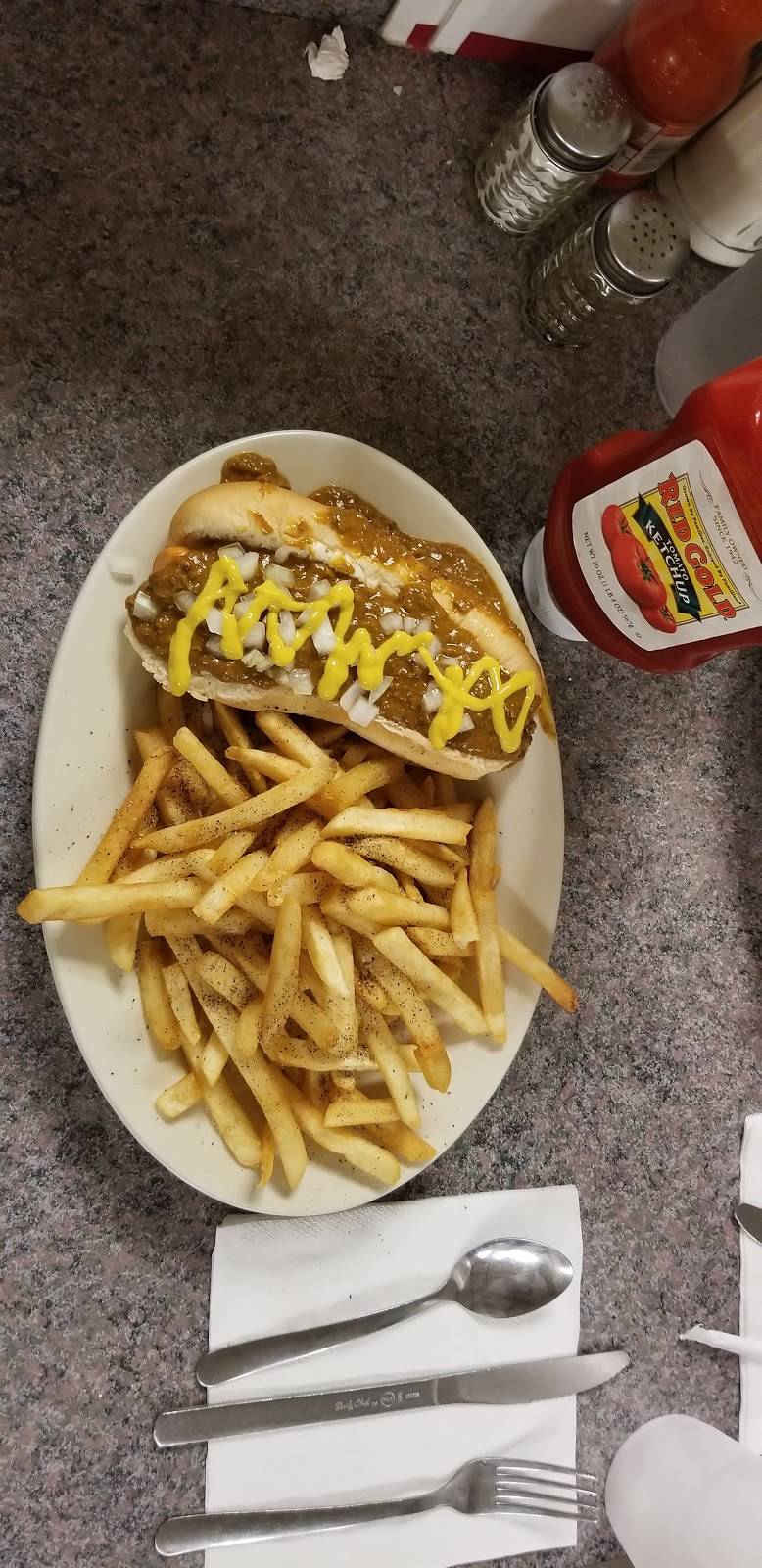 Colombos Coney Island Restaurant | restaurant | 5414 Vernor Hwy, Detroit, MI 48209, USA | 3138490995 OR +1 313-849-0995