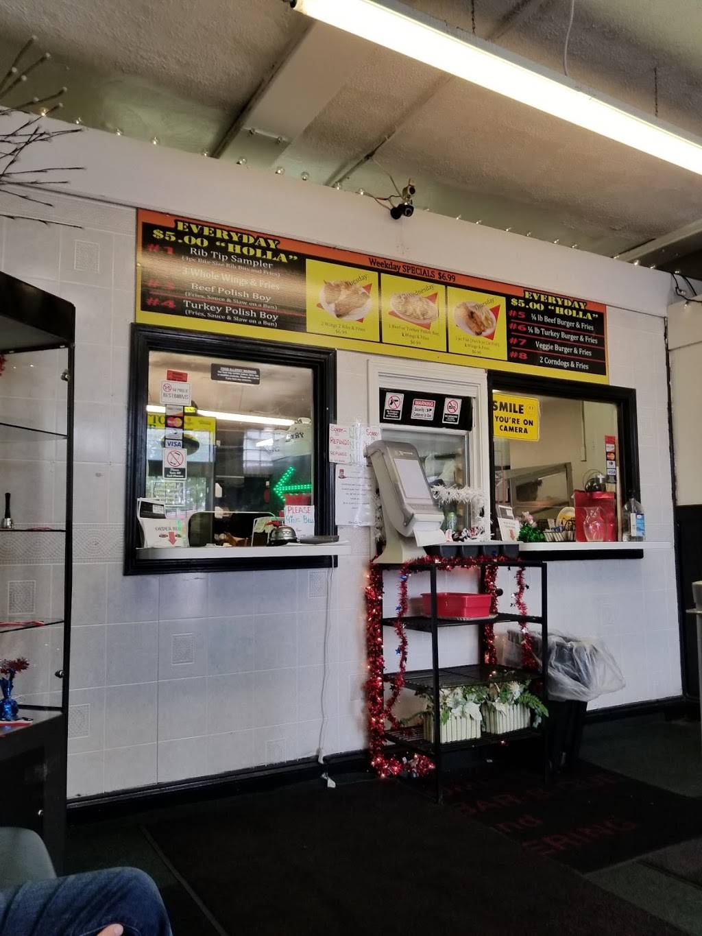 B & M Barbeque | restaurant | 12626 Bellaire Rd, Cleveland, OH 44135, USA | 2169417427 OR +1 216-941-7427