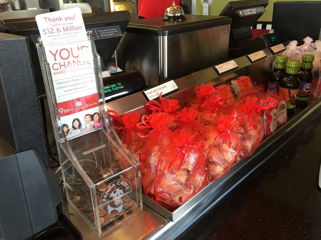 Panda Express | restaurant | 9090 Metcalf Ave, Overland Park, KS 66212, USA | 9136428889 OR +1 913-642-8889