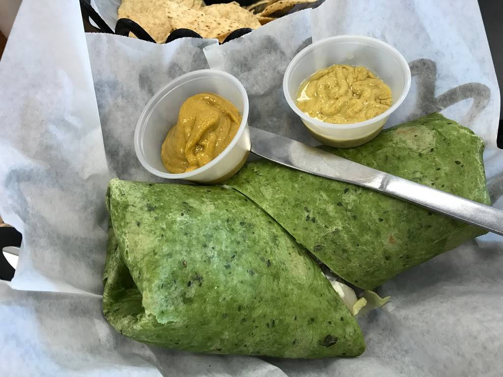 Graves Drug | restaurant | 212 S Summit St, Arkansas City, KS 67005, USA | 6204422300 OR +1 620-442-2300