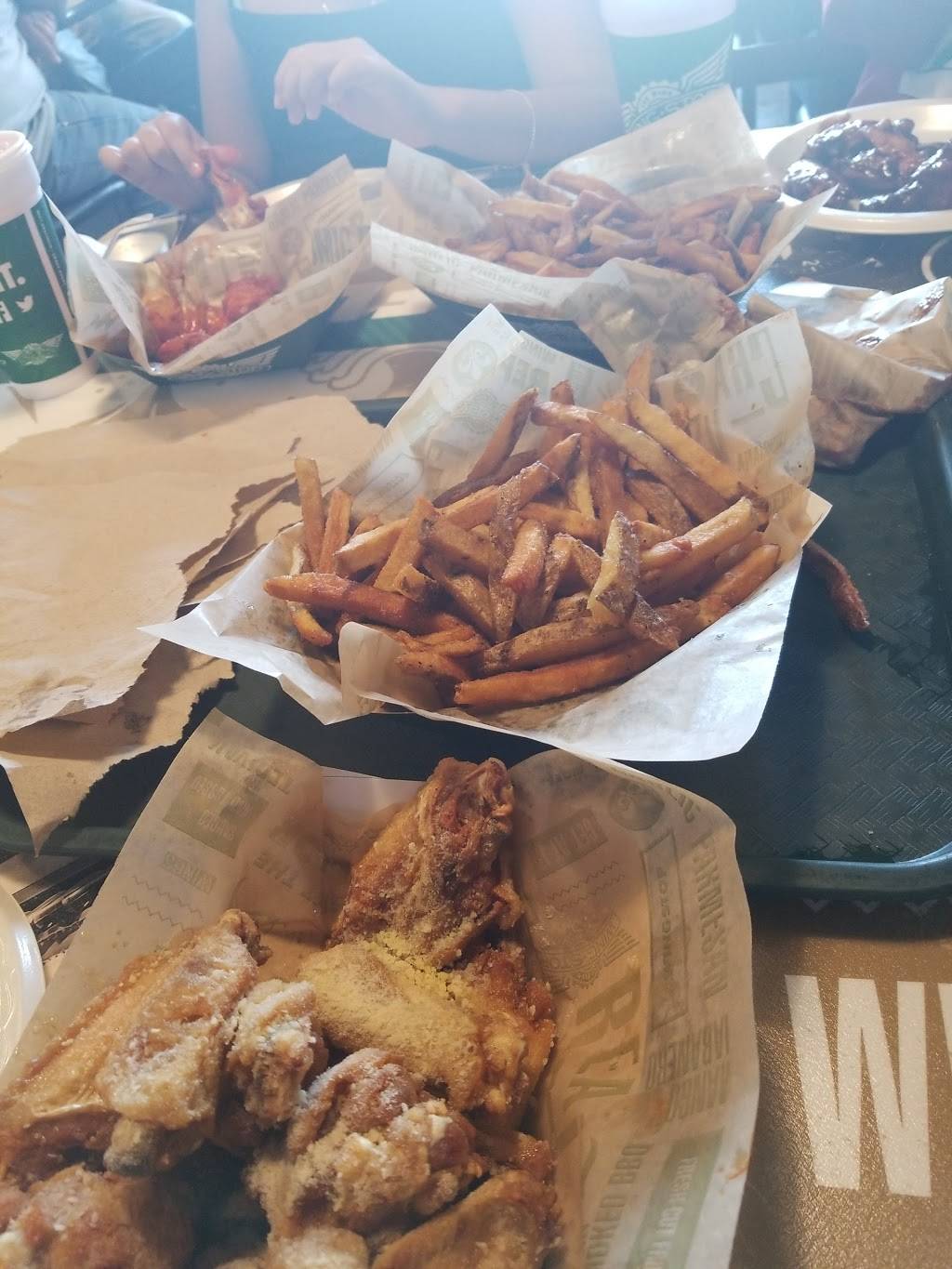 Wingstop | restaurant | 3400 Lombardy Ln Ste 107, Dallas, TX 75220, USA | 2146549464 OR +1 214-654-9464