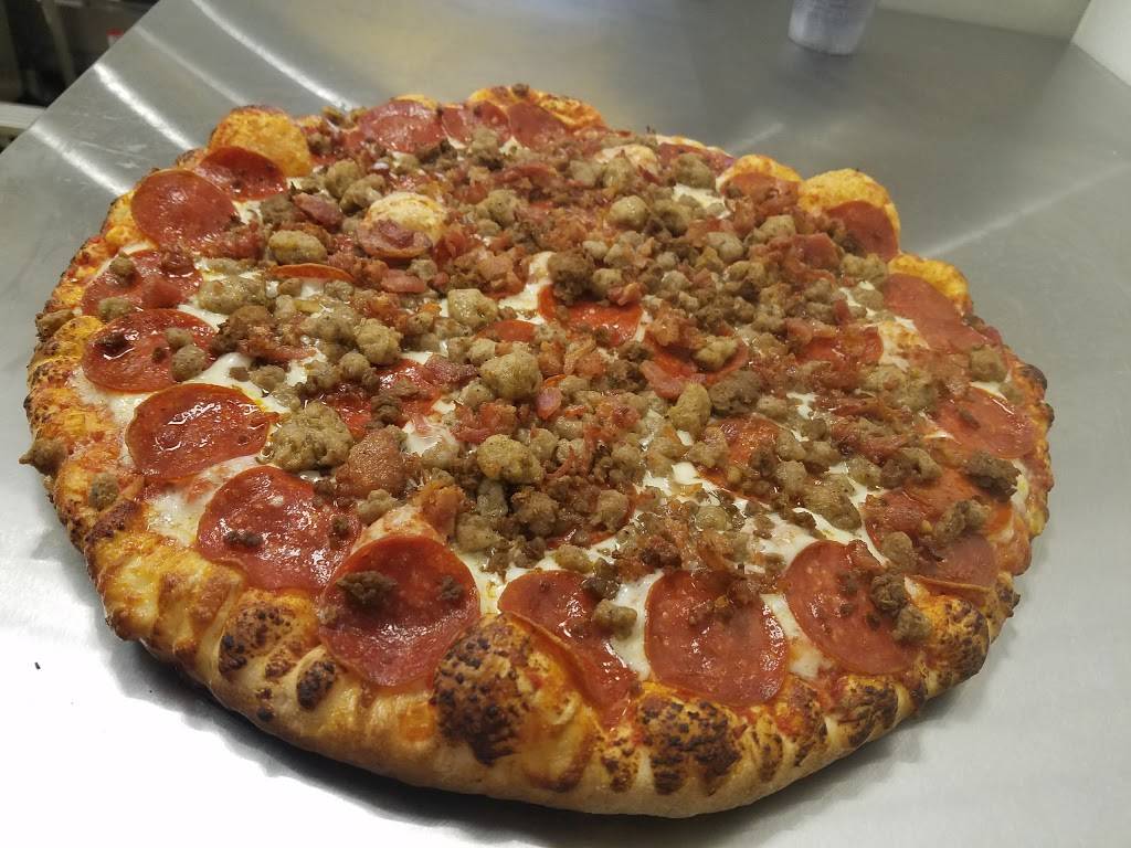 Michaels Pizza & More - Wilma Rudolph | meal takeaway | C, 2764 Wilma Rudolph Blvd, Clarksville, TN 37040, USA | 9315521616 OR +1 931-552-1616