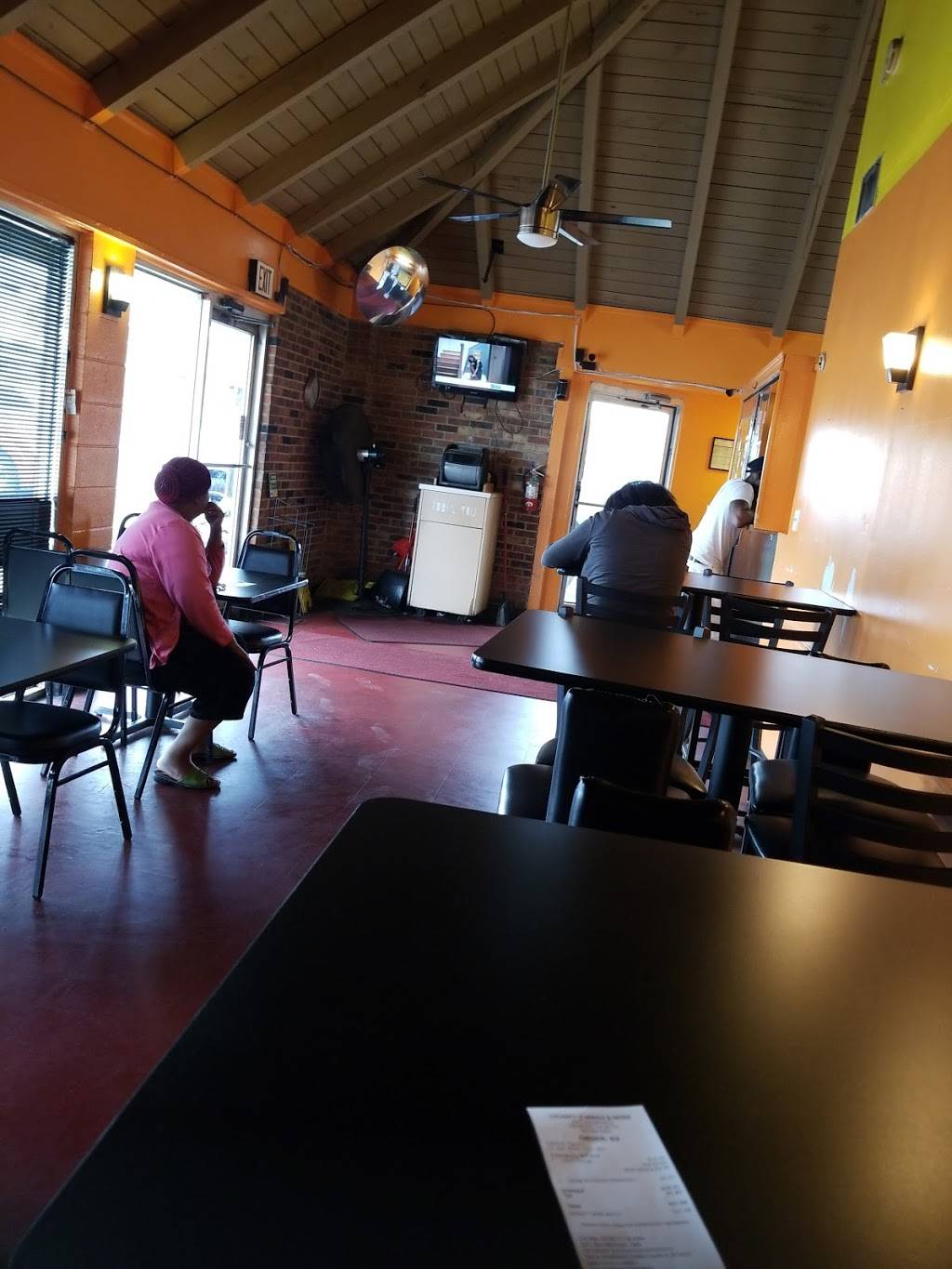 Crumpys Wings & More | meal takeaway | 4641 Mill Branch Rd, Memphis, TN 38116, USA | 9013963400 OR +1 901-396-3400