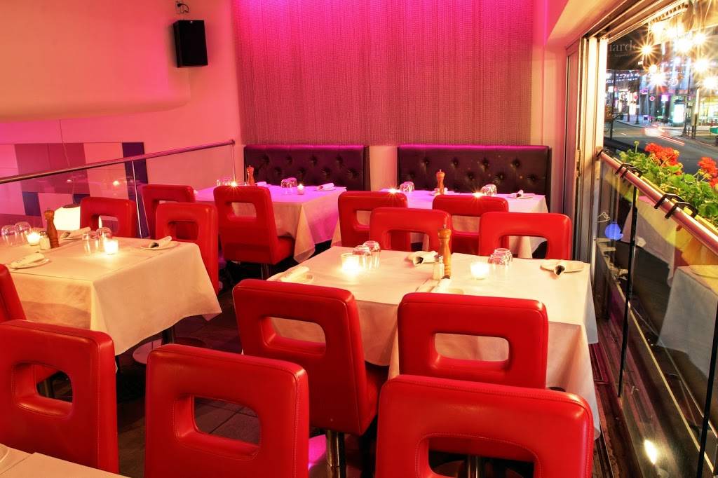 Aqua Trois-Rivières | restaurant | 334 Rue des Forges, Trois-Rivières, QC G9A 4S8, Canada | 8193711515 OR +1 819-371-1515