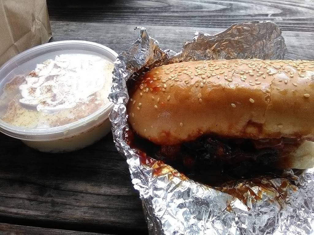 Ray Rays Hog Pit Clintonville | restaurant | 2619 N High St, Columbus, OH 43202, USA | 6147531191 OR +1 614-753-1191