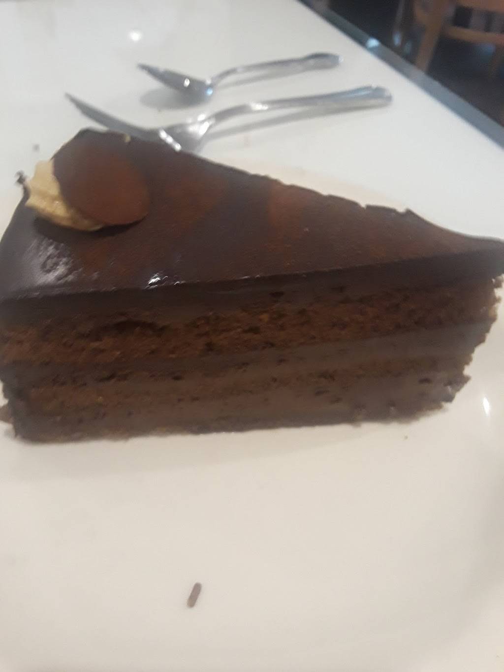 Emilios Trattoria | restaurant | 16234 Ventura Blvd, Encino, CA 91436, USA | 8187847499 OR +1 818-784-7499