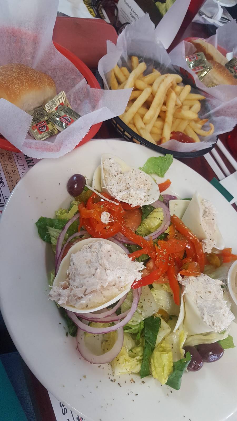 Mancinos Italian Delight | restaurant | 399 Carlisle Rd, Newville, PA 17241, USA | 7177760011 OR +1 717-776-0011