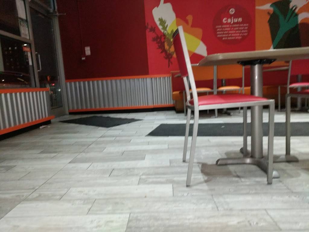 Popeyes | restaurant | 3591 Sheppard Ave E, Scarborough, ON M1T 3K8, Canada | 6473458444 OR +1 647-345-8444