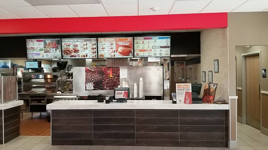 Burger King | restaurant | 769 S Franklin St, Holbrook, MA 02343, USA | 7819865728 OR +1 781-986-5728