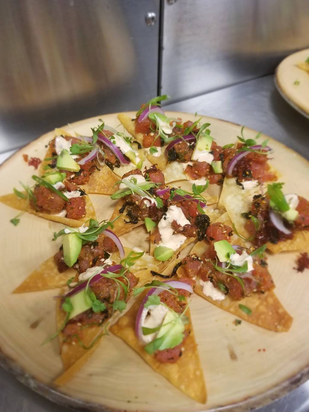 WESTROOT tavern | restaurant | 6025 Village Way, San Diego, CA 92130, USA | 8587206645 OR +1 858-720-6645