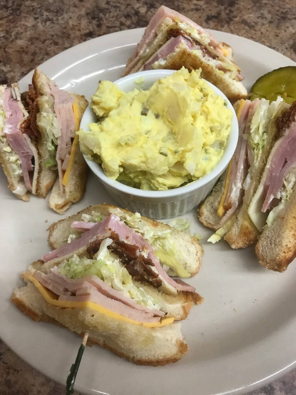 Ramis Cafe | restaurant | 3553 N Broadway, Knoxville, TN 37917, USA | 8658019067 OR +1 865-801-9067