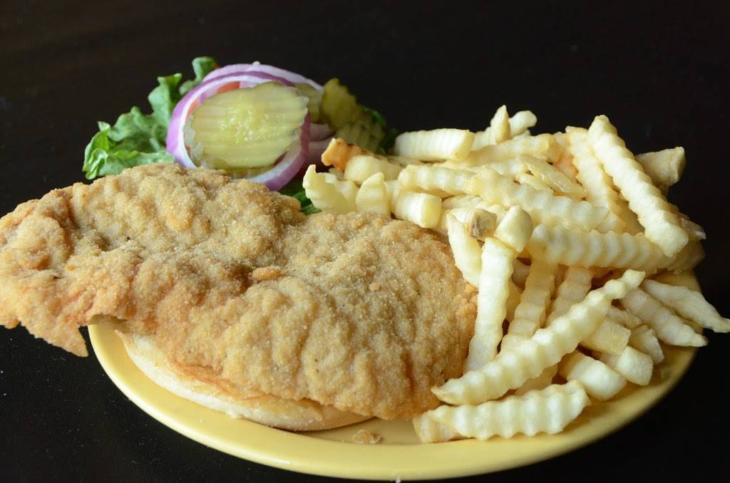 The Longest Yard | restaurant | 122 5th St, West Des Moines, IA 50265, USA | 5152741710 OR +1 515-274-1710