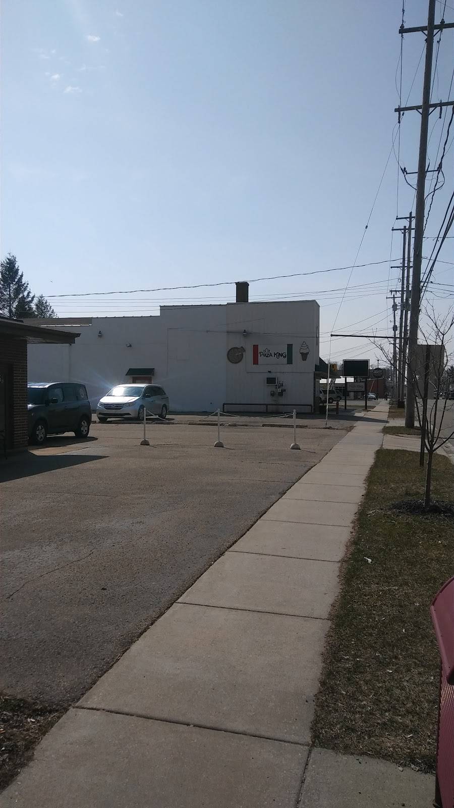 Pizza King | restaurant | 92 E Michigan Ave, Galesburg, MI 49053, USA | 2696654244 OR +1 269-665-4244