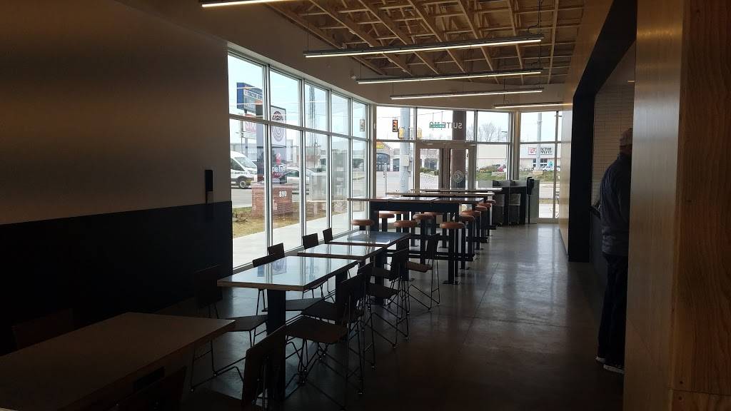 Chipotle Mexican Grill | restaurant | 890 Loucks Rd, York, PA 17404, USA | 7178482047 OR +1 717-848-2047