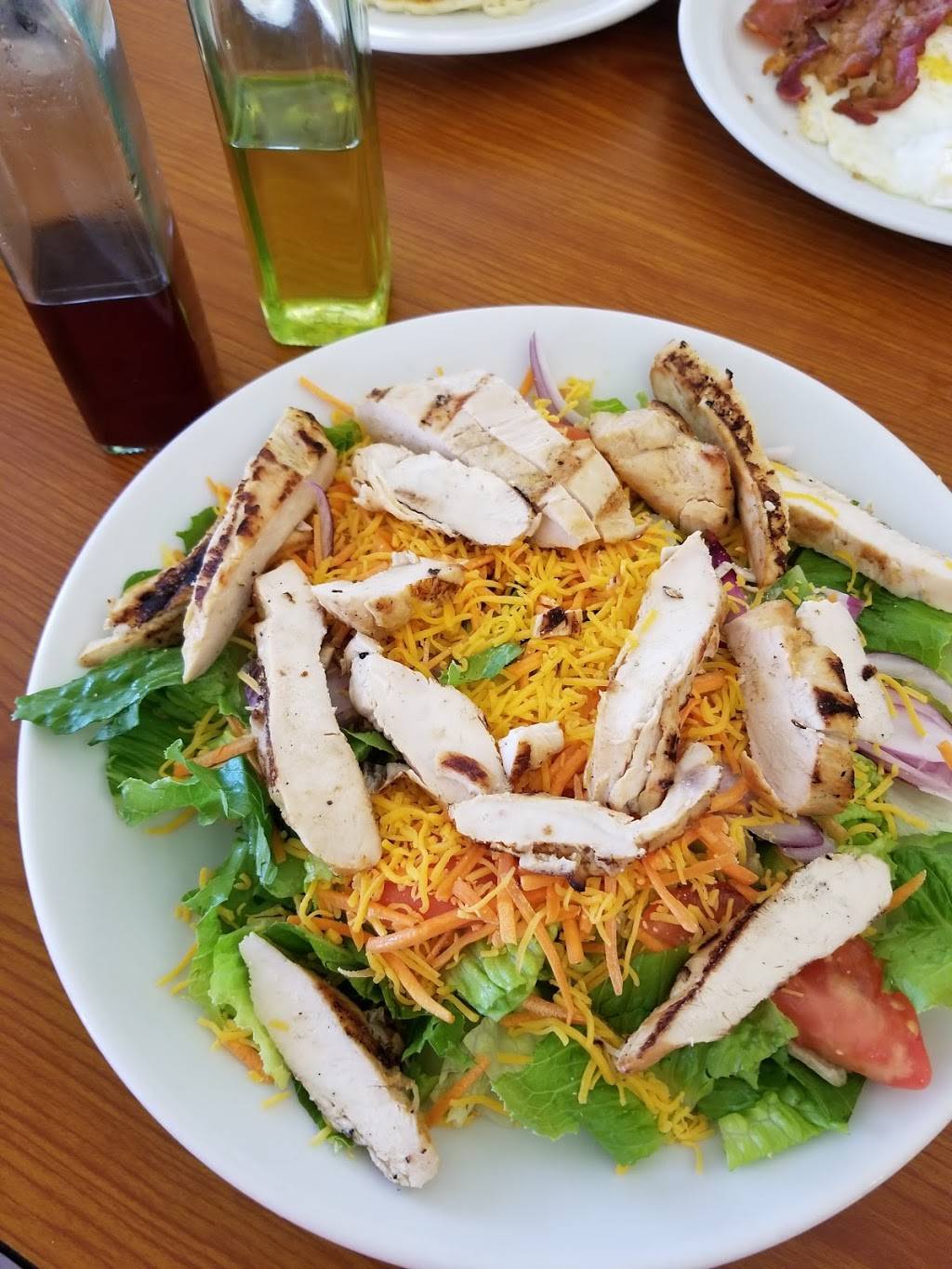 Nellies Restaurant | restaurant | 8566 Ruffian Ln, Newburgh, IN 47630, USA | 8126292142 OR +1 812-629-2142