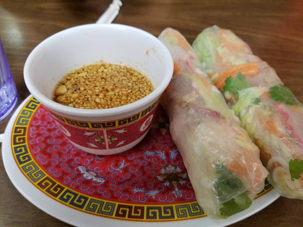 Vientiane Noodle Shop | restaurant | 3422 W National Ave, Milwaukee, WI 53215, USA | 4146728440 OR +1 414-672-8440