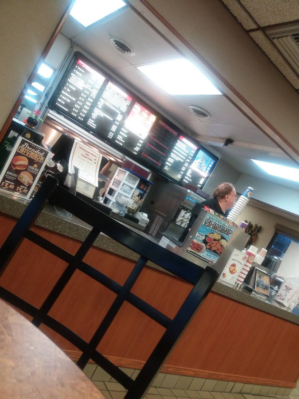 Penguin Point | restaurant | 1115 W Lake St, Warsaw, IN 46580, USA | 5742672456 OR +1 574-267-2456