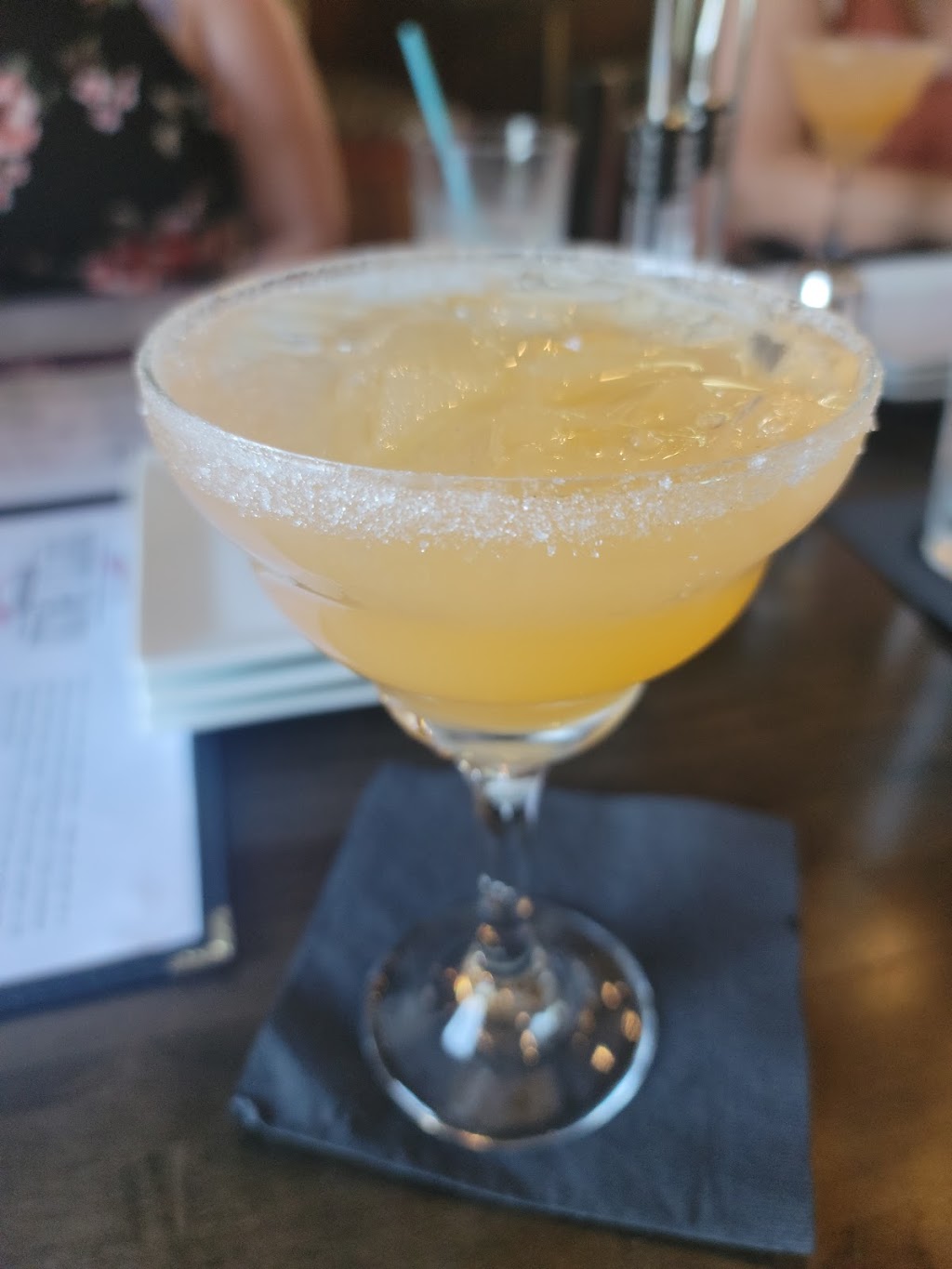 Tutti Pazzi Italian Restaurant | restaurant | 1200 Periwinkle Way, Sanibel, FL 33957, USA | 2399667654 OR +1 239-966-7654