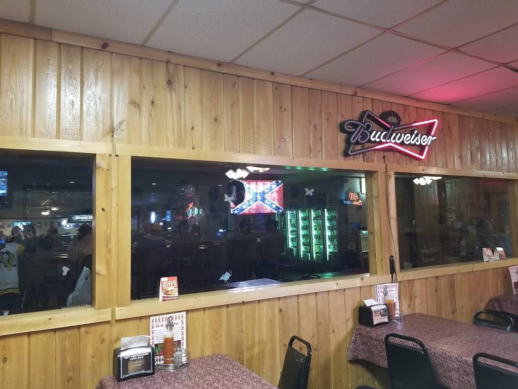 Kendrews Lounge | restaurant | 2590 Brodhead Rd, Aliquippa, PA 15001, USA | 7243755959 OR +1 724-375-5959