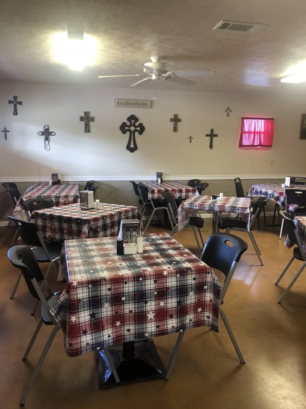 Longhorn Cafe | restaurant | 24588 TX-124, Hamshire, TX 77622, USA | 4092432161 OR +1 409-243-2161