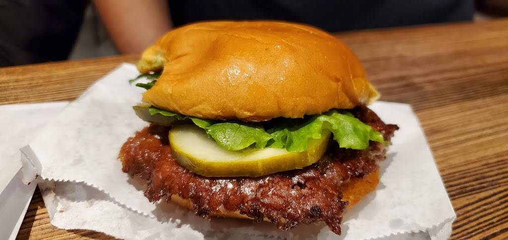 Shake Shack | restaurant | 3003 Broadway St, San Antonio, TX 78209, USA | 2104693732 OR +1 210-469-3732