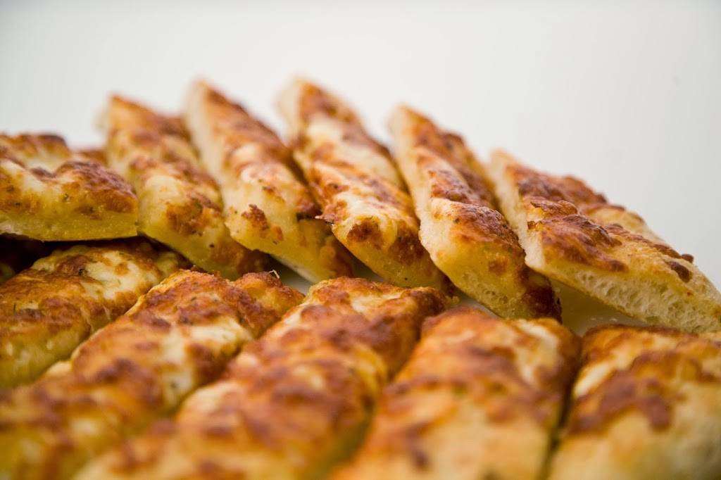 Sarpinos Pizzeria Northbrook | meal delivery | 1384 Meadow Rd, Northbrook, IL 60062, USA | 8474005400 OR +1 847-400-5400