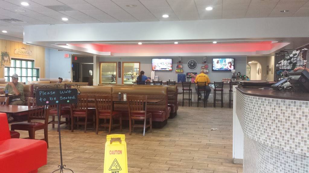 Vees Grill & Coney Island | restaurant | 10500 Chicago Dr, Zeeland, MI 49464, USA | 6167419013 OR +1 616-741-9013